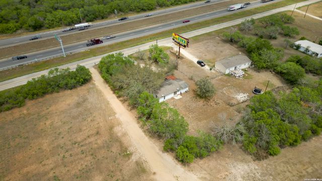 3651 E Ih 10, Seguin, TX 78155