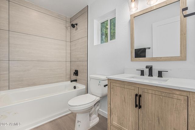 5630 N 30TH Drive, Phoenix, AZ 85017