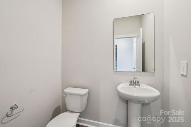 2073 Sunflower Circle, Newton, NC 28658