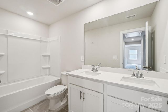 2073 Sunflower Circle, Newton, NC 28658