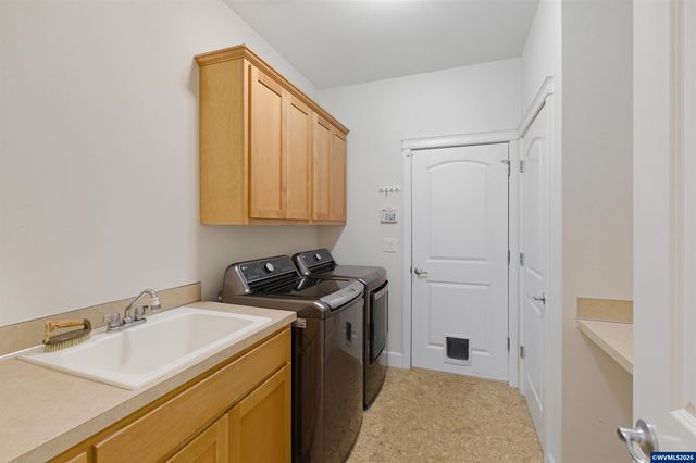 2697 Islander Av NW, Salem, OR 97304