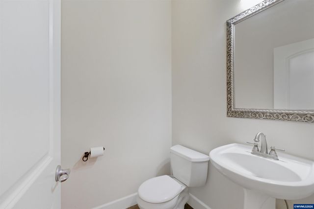 2697 Islander Av NW, Salem, OR 97304