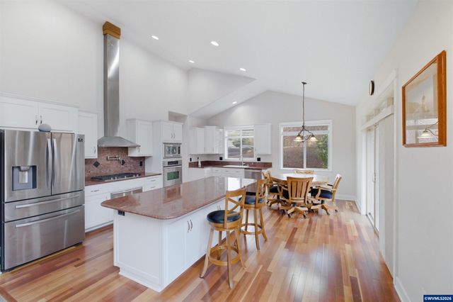 2697 Islander Av NW, Salem, OR 97304