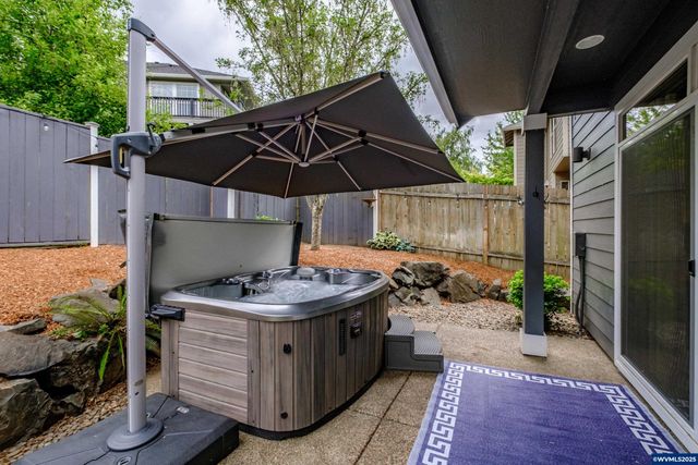 2697 Islander Av NW, Salem, OR 97304