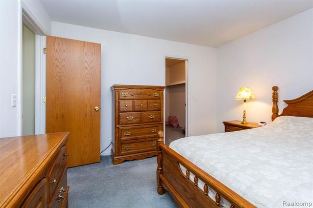 41837 King Edward Court, Clinton Township, MI 48038