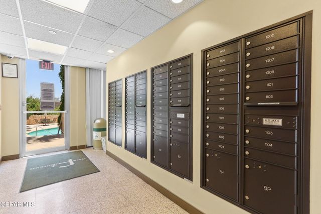 1800 N STANTON Street 305, El Paso, TX 79902