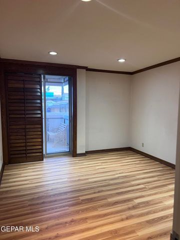 1800 N STANTON Street 305, El Paso, TX 79902