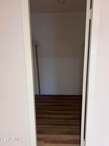 1800 N STANTON Street 305, El Paso, TX 79902