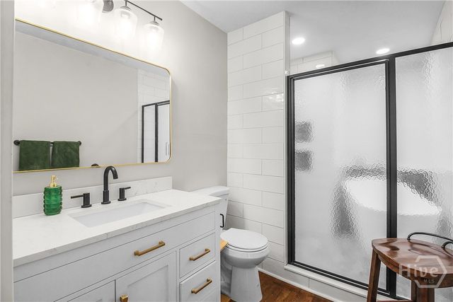 712 Columbus Drive, Savannah, GA 31405