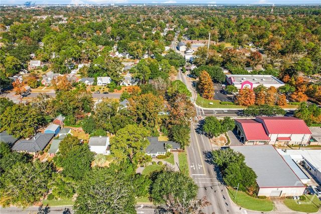 712 Columbus Drive, Savannah, GA 31405