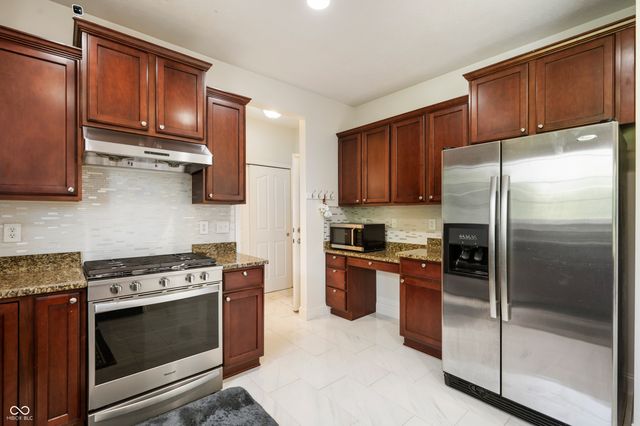 6536 Wedgeport Lane, Indianapolis, IN 46259