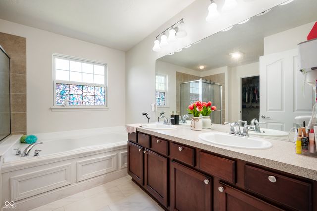 6536 Wedgeport Lane, Indianapolis, IN 46259