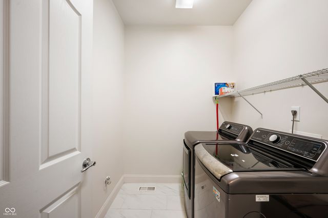 6536 Wedgeport Lane, Indianapolis, IN 46259