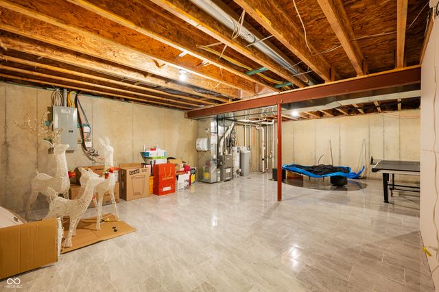 6536 Wedgeport Lane, Indianapolis, IN 46259