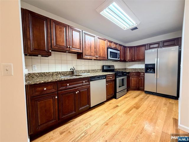 135 38th Street 701, Union City, NJ 07087