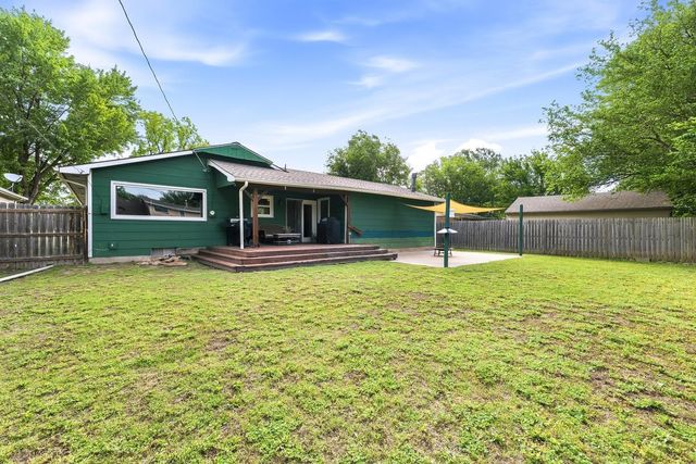 4317 N Gunnison St, Bel Aire, KS 67220
