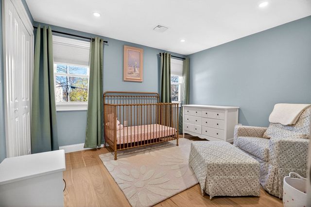 43 Rivers Ln, Malden, MA 02148