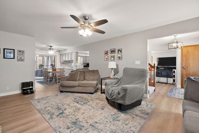 2504 Club Court, Valparaiso, IN 46383