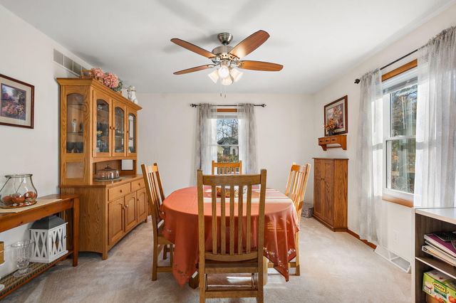 2504 Club Court, Valparaiso, IN 46383