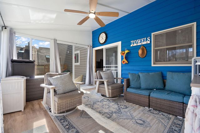 2504 Club Court, Valparaiso, IN 46383