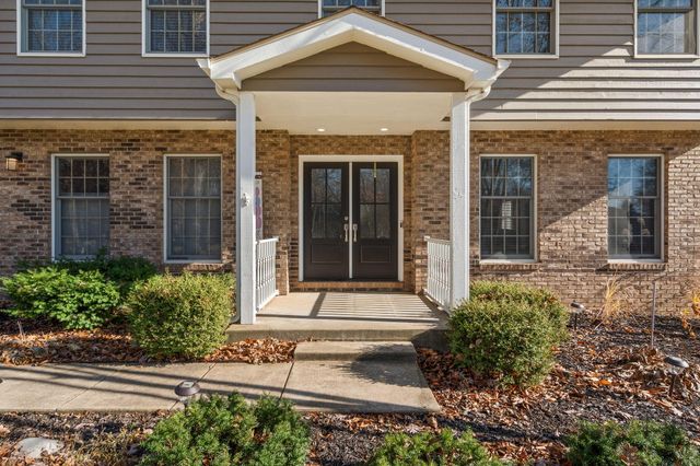 2504 Club Court, Valparaiso, IN 46383