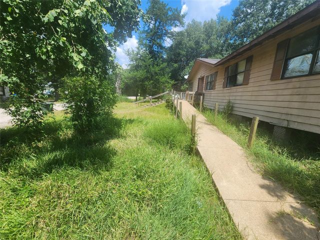 709 Avenue G, Huntsville, TX 77320