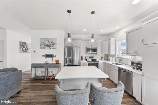 320 GREENWOOD DR, Oxford, PA 19363