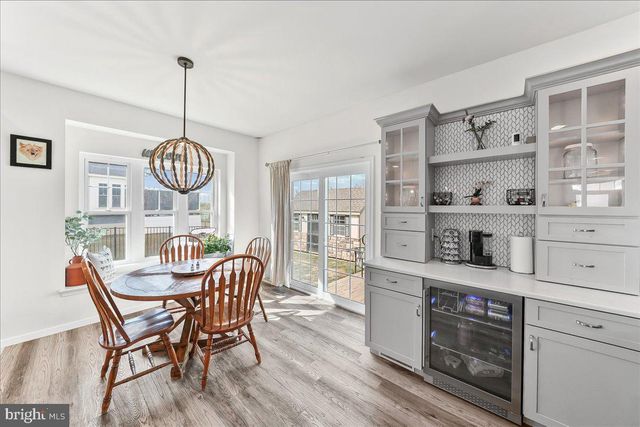 320 GREENWOOD DR, Oxford, PA 19363