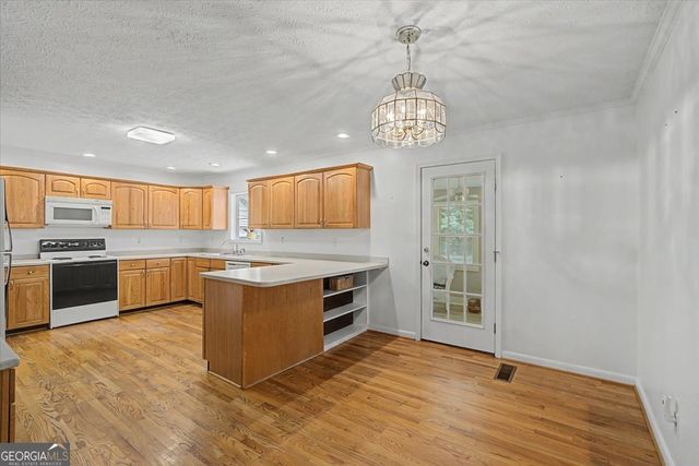 596 Morningside Drive, Hiram, GA 30141