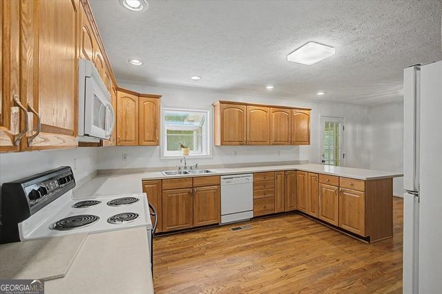 596 Morningside Drive, Hiram, GA 30141