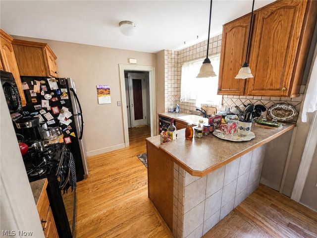 3064 Crescent Drive NE, Warren, OH 44483