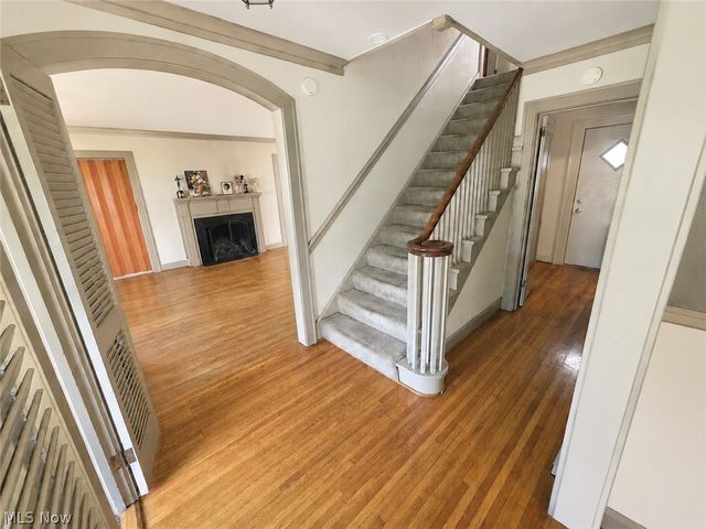 3064 Crescent Drive NE, Warren, OH 44483
