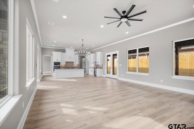 323 Mac Circle, Bullard, TX 75757