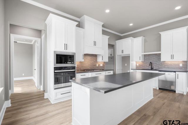 323 Mac Circle, Bullard, TX 75757