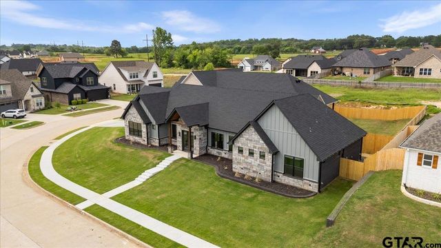 323 Mac Circle, Bullard, TX 75757