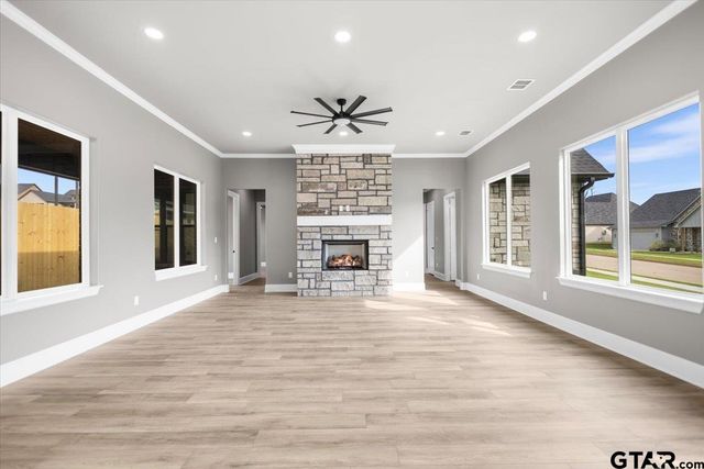 323 Mac Circle, Bullard, TX 75757