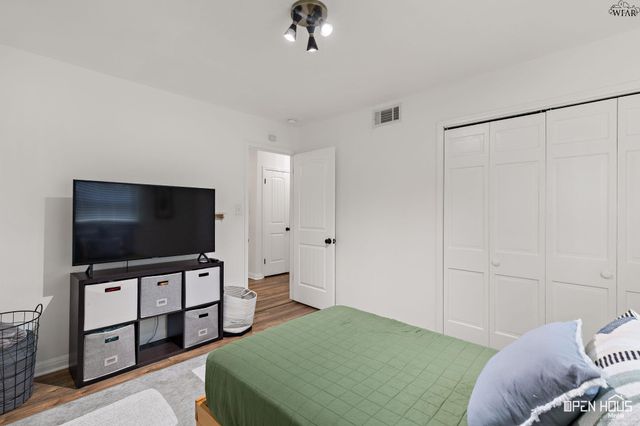 4517 WYNNWOOD DRIVE, Wichita County, TX 76308