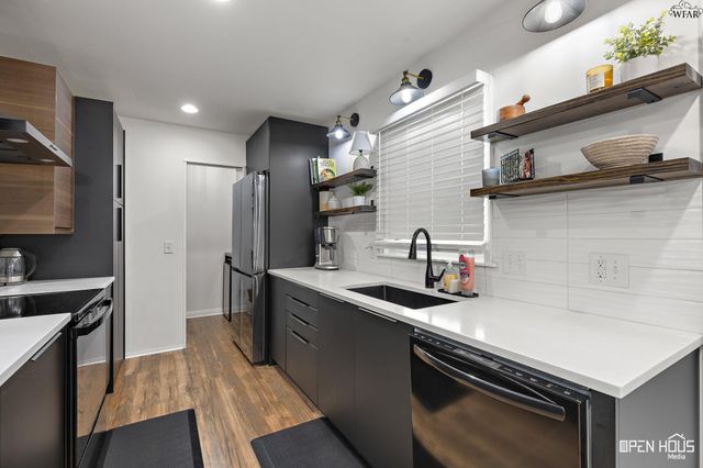 4517 WYNNWOOD DRIVE, Wichita County, TX 76308