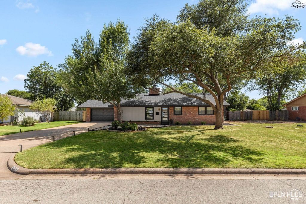 4517 WYNNWOOD DRIVE, Wichita County, TX 76308