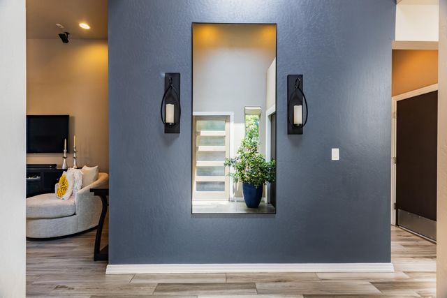 1309 Valle Lane NW, Albuquerque, NM 87107