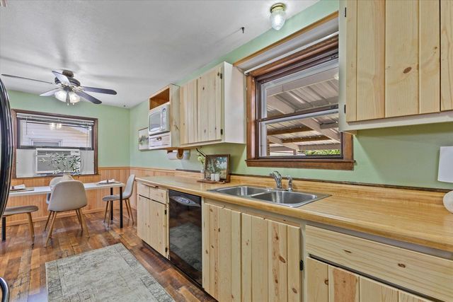 7846 W Green Tree ROAD, Milwaukee, WI 53223