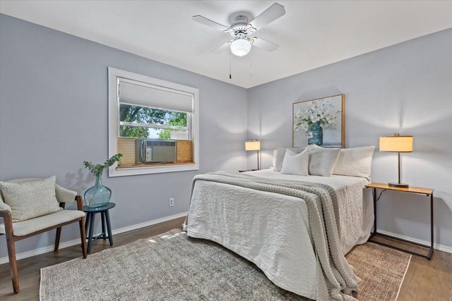 7846 W Green Tree ROAD, Milwaukee, WI 53223