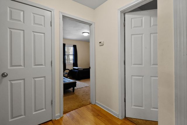 392 Stonehill Drive, Valparaiso, IN 46385