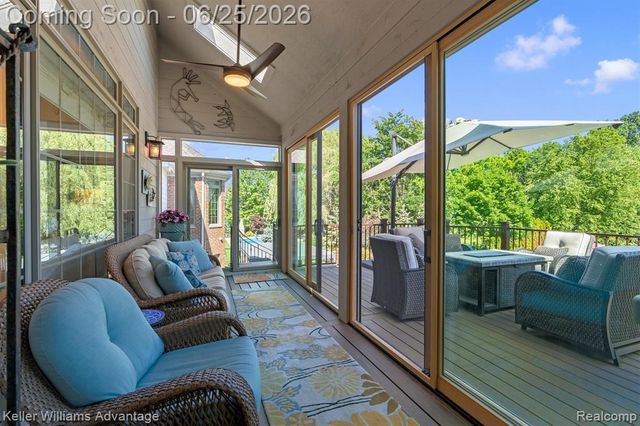 22878 Tree Top Court, South Lyon, MI 48178