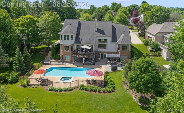 22878 Tree Top Court, South Lyon, MI 48178