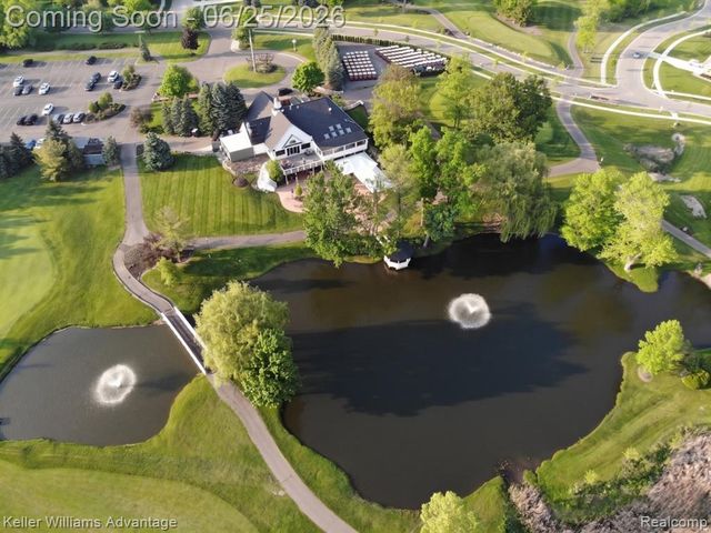 22878 Tree Top Court, South Lyon, MI 48178