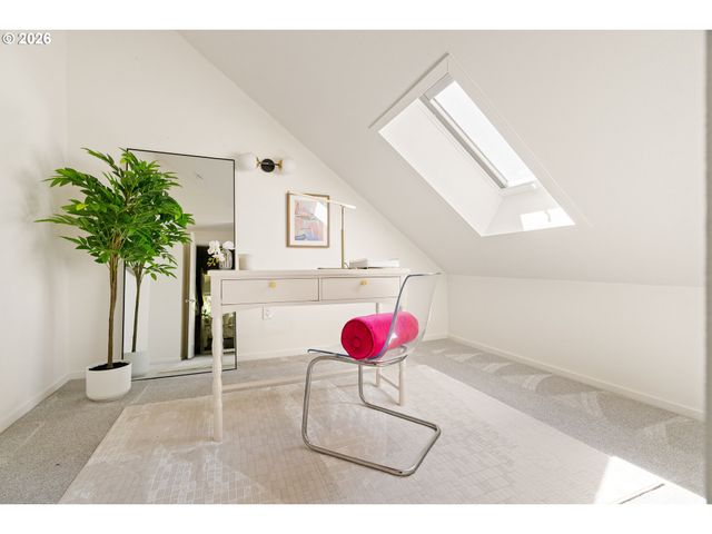 1826 Nw MILLER Rd, Portland, OR 97229