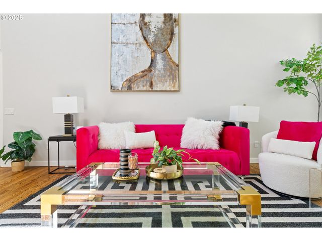 1826 Nw MILLER Rd, Portland, OR 97229