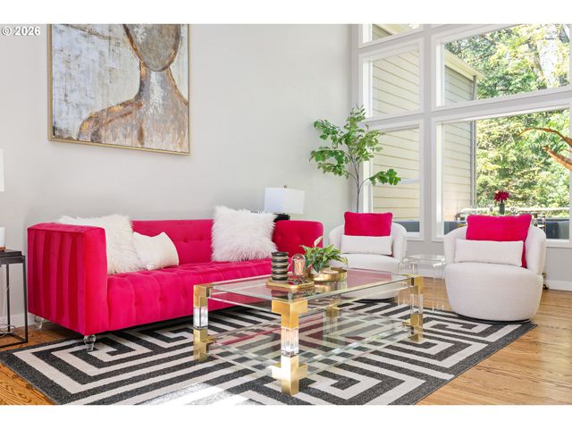 1826 Nw MILLER Rd, Portland, OR 97229