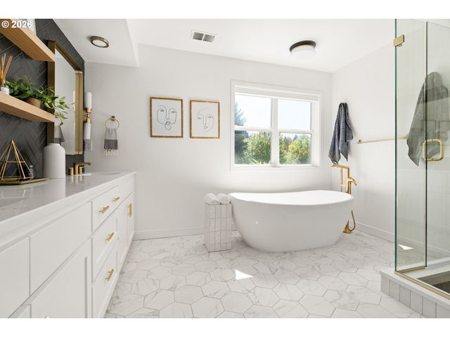 1826 Nw MILLER Rd, Portland, OR 97229